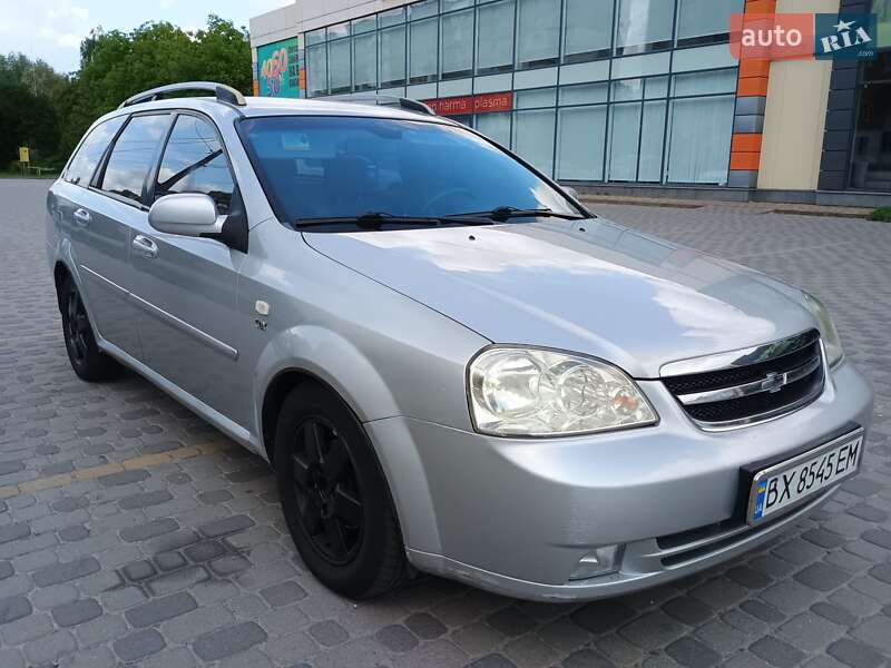 Chevrolet Lacetti (2005)
