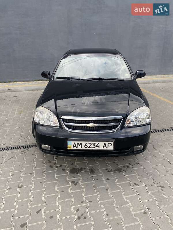 Chevrolet Lacetti (2008)