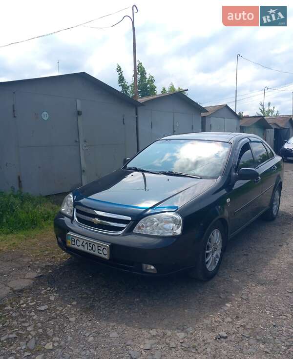 Chevrolet Lacetti (2012)