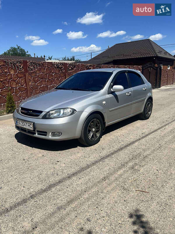 Chevrolet Lacetti (2008)