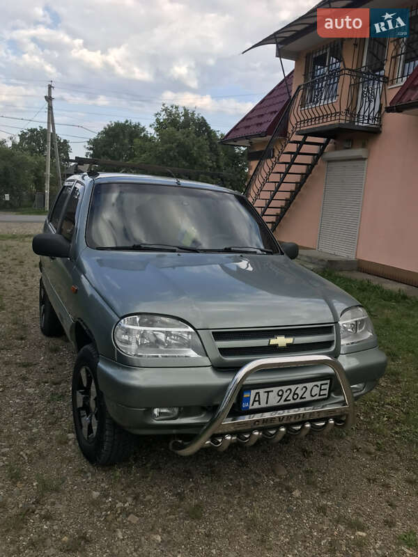 Chevrolet Niva (2007)