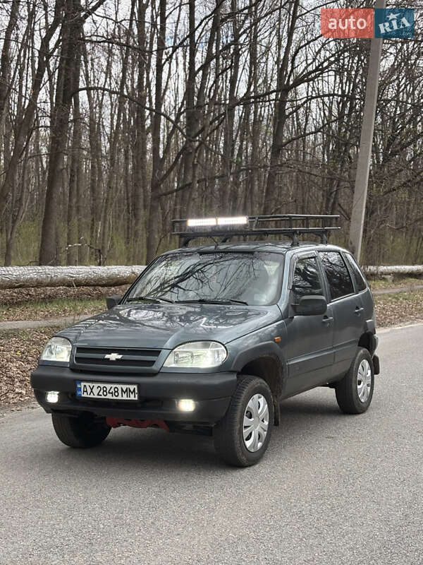 Chevrolet Niva (2007)