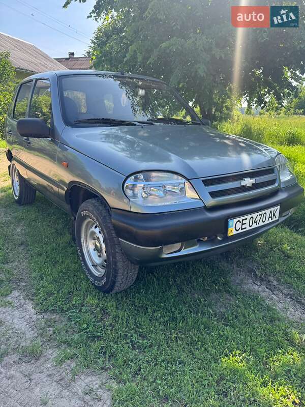 Chevrolet Niva (2007)