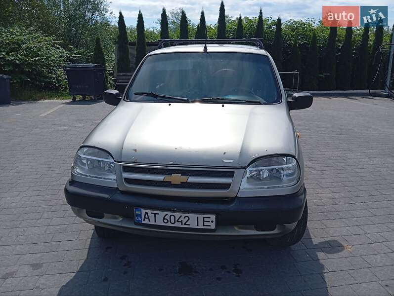 Chevrolet Niva (2007)