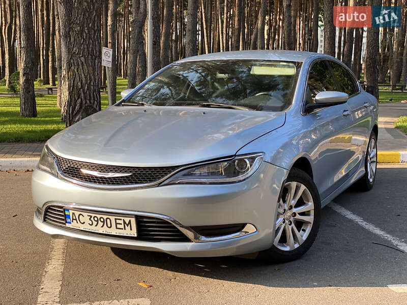 Chrysler 200 (2015)