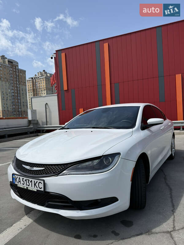 Chrysler 200 (2015)