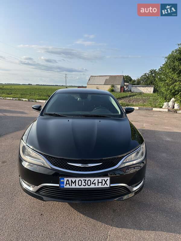 Chrysler 200 (2015)