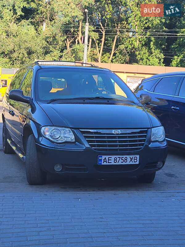 Chrysler Grand voyager (2006)