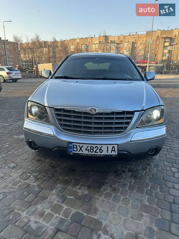 Chrysler Pacifica (2005)