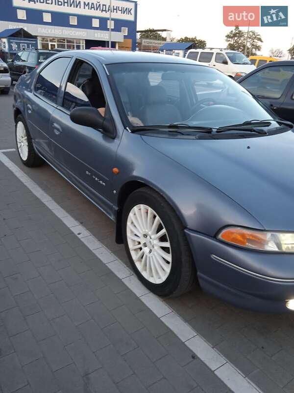 Chrysler Stratus (1995)