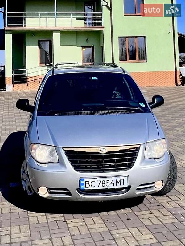 Chrysler Voyager (2004)