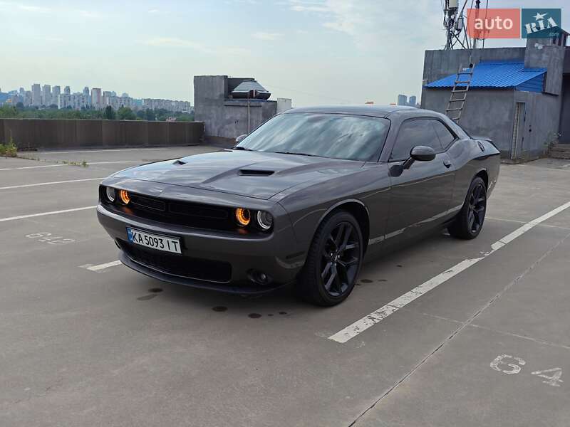 Dodge Challenger (2020)