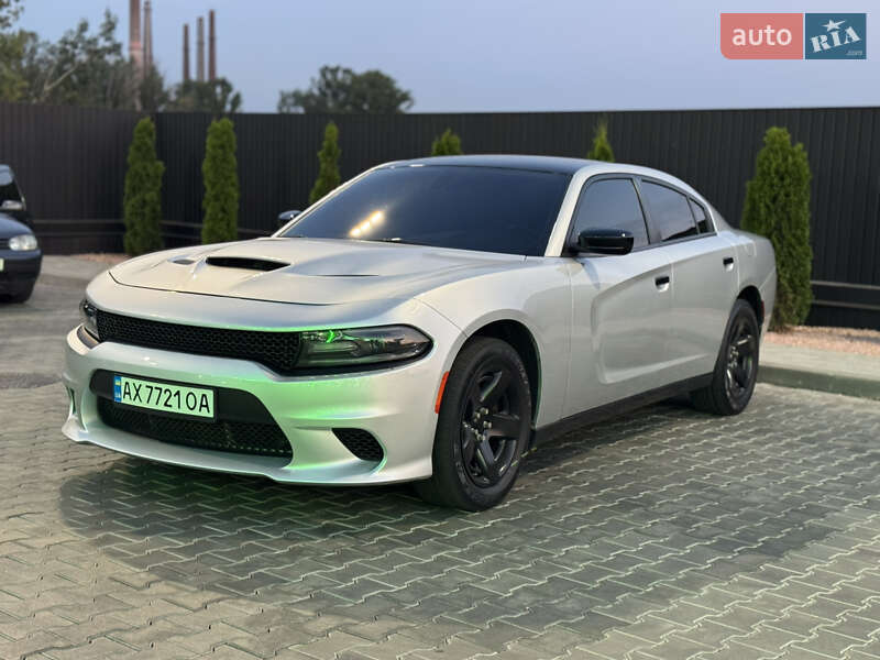 Dodge Charger (2019)