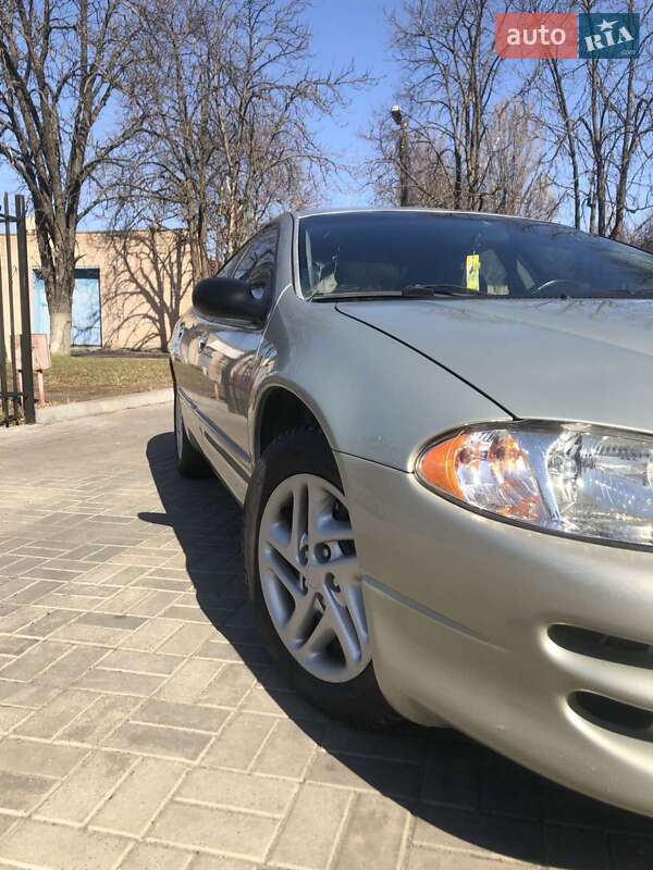 Dodge Intrepid (2000)