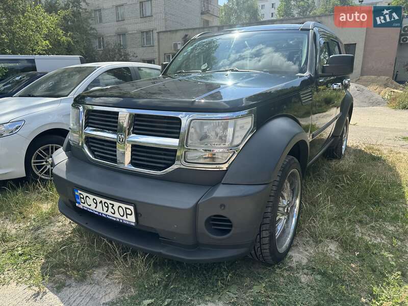 Dodge Nitro (2007)