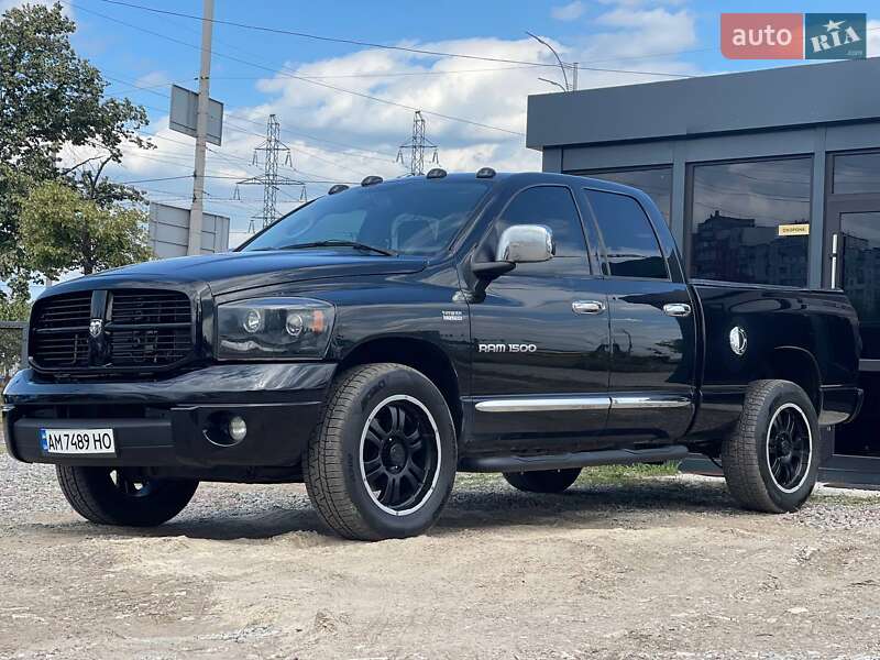 Dodge Ram 1500 (2007)