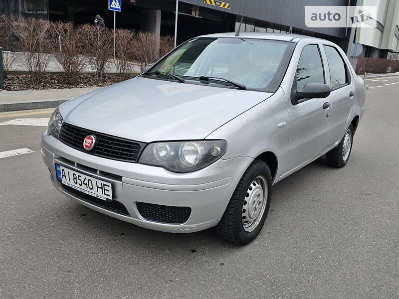 Fiat Albea (2010)