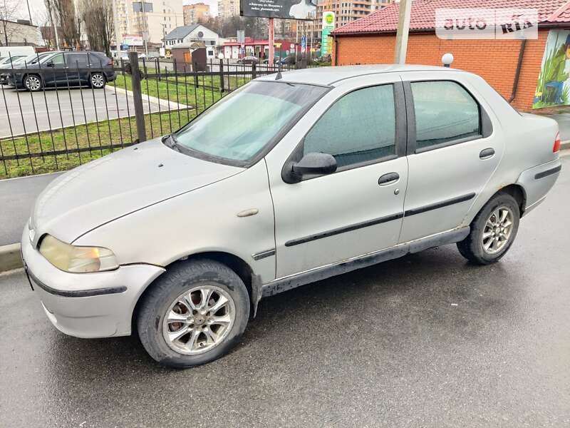 Fiat Albea (2003)