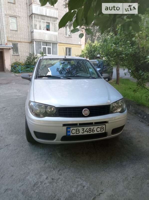 Fiat Albea (2011)
