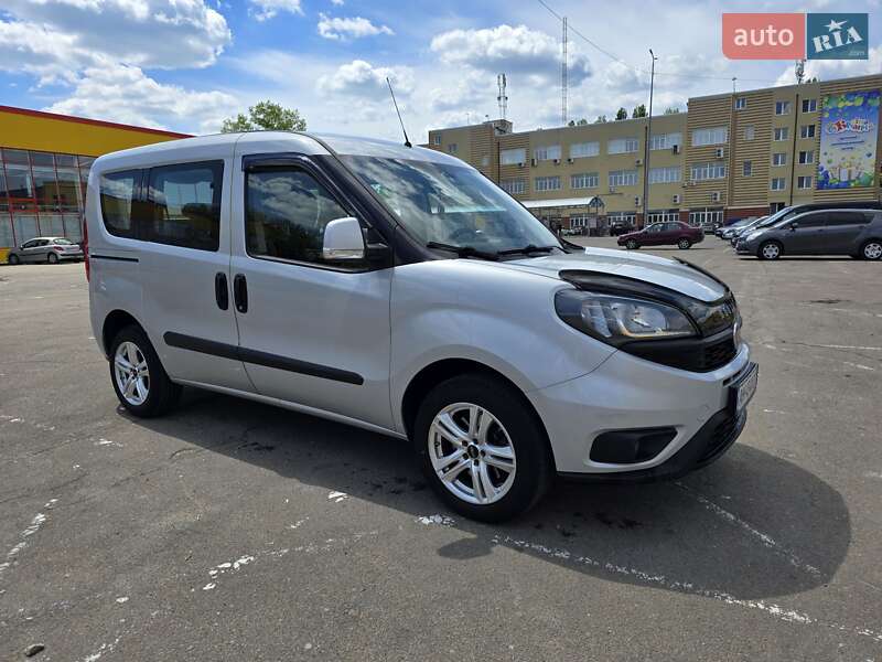 Fiat Doblo panorama (2019)