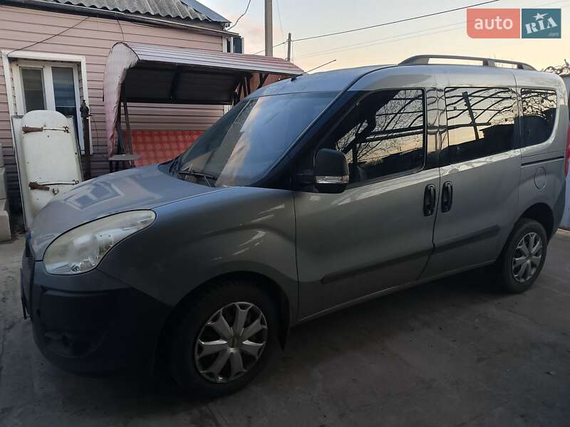 Fiat Doblo (2010)