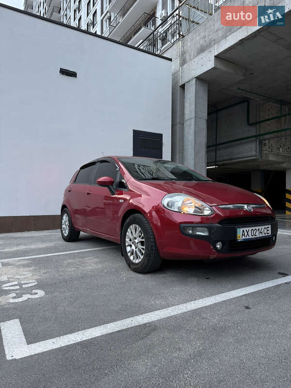 Fiat Grande punto (2011)