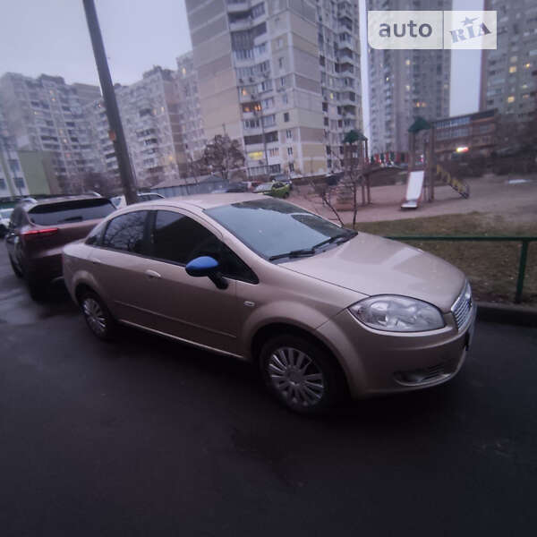Fiat Linea (2012)