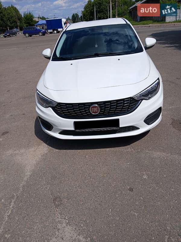 Fiat Tipo (2017)