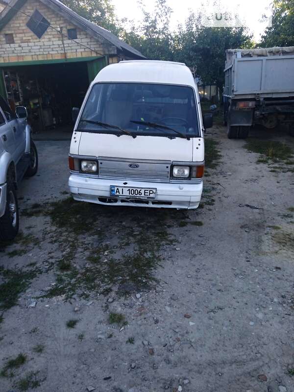 Ford Econovan (1988)