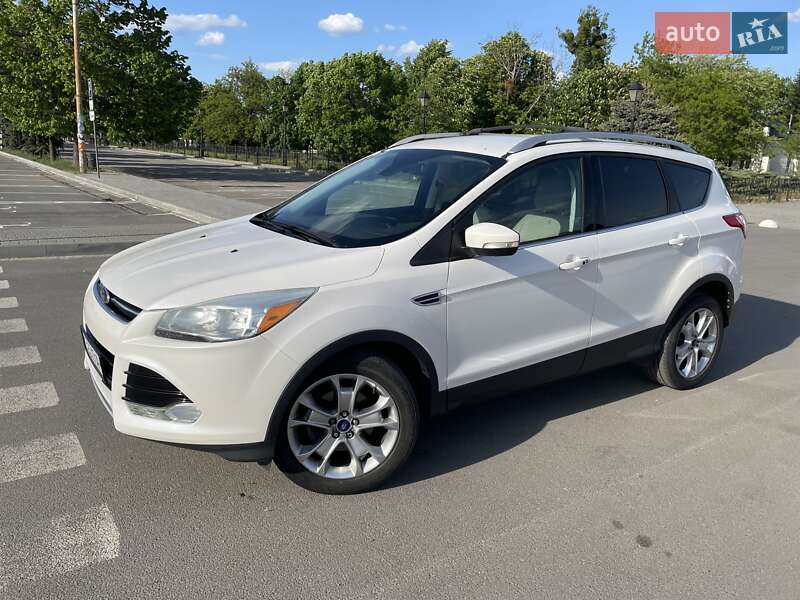 Ford Escape (2014)