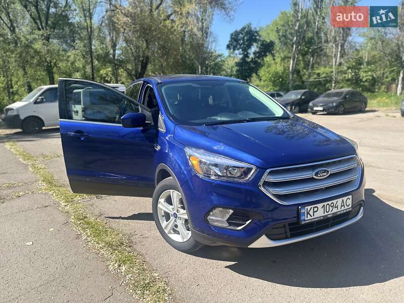 Ford Escape (2016)