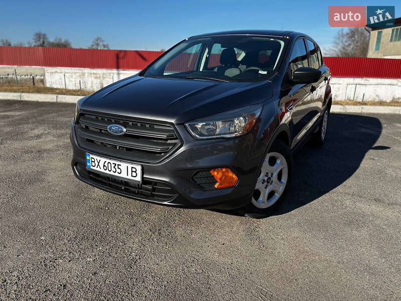 Ford Escape (2016)