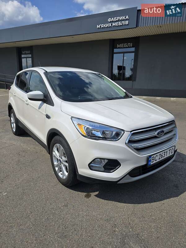 Ford Escape (2019)