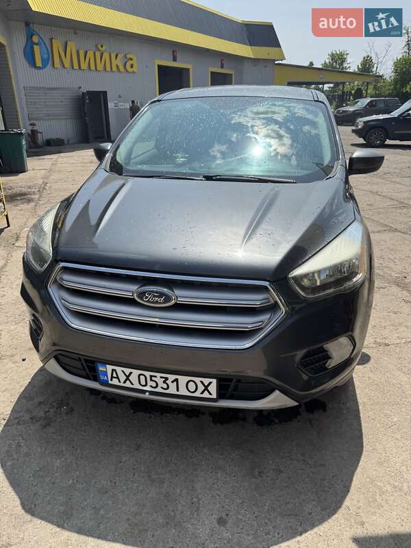 Ford Escape (2017)