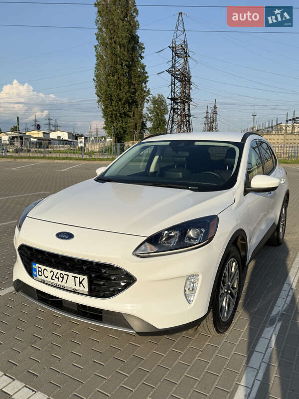 Ford Escape (2021)