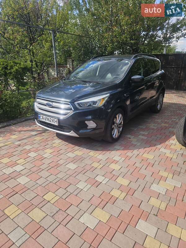 Ford Escape (2019)