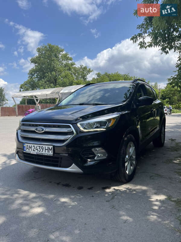 Ford Escape (2016)