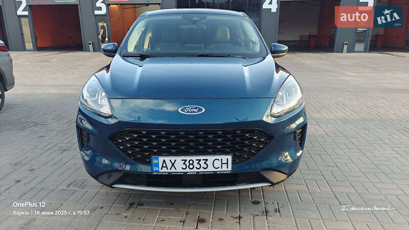 Ford Escape (2020)