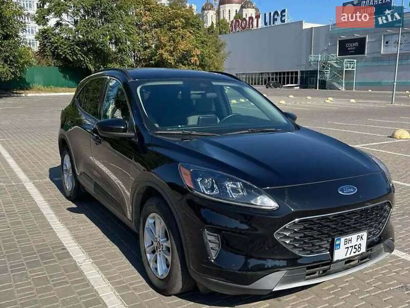 Ford Escape (2020)
