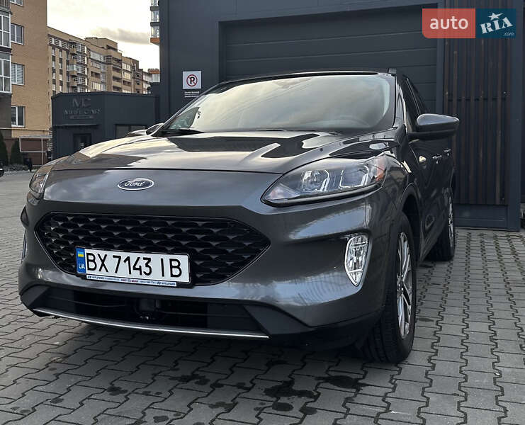 Ford Escape (2022)