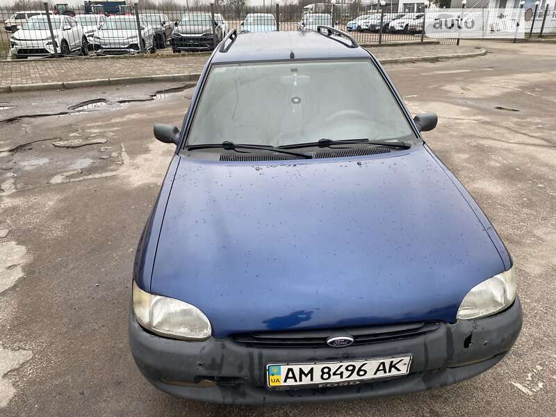 Ford Escort (1996)