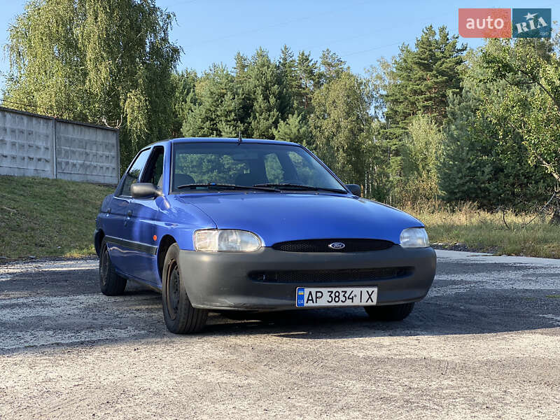 Ford Escort (1997)