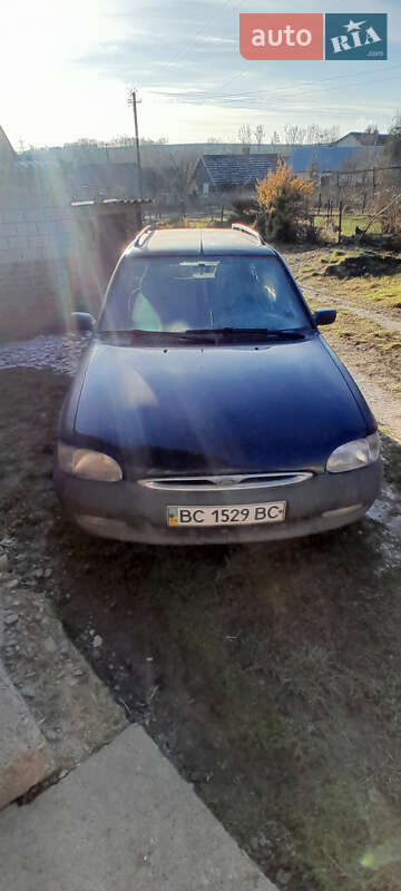 Ford Escort (1995)