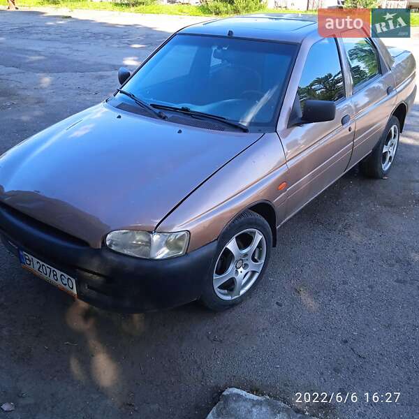 Ford Escort (1996)