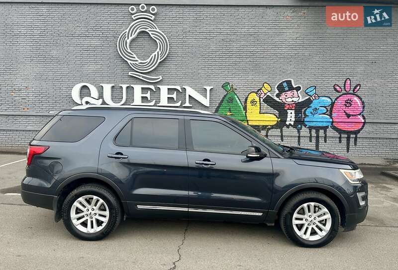 Ford Explorer (2017)