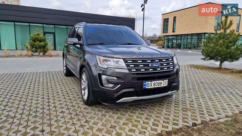 Ford Explorer (2017)