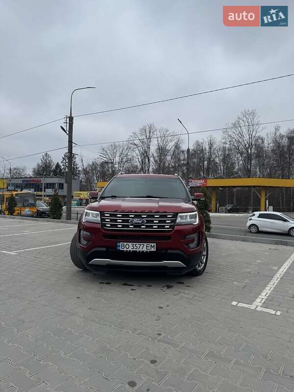 Ford Explorer (2015)
