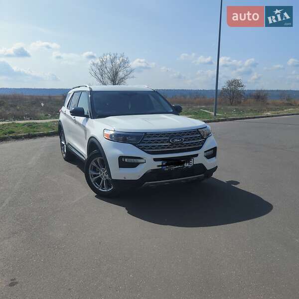 Ford Explorer (2022)
