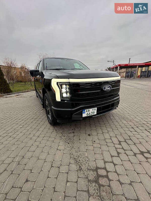 Ford F-150 (2023)