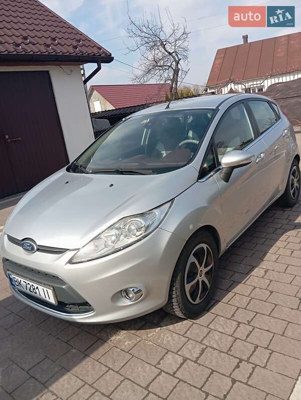 Ford Fiesta (2011)